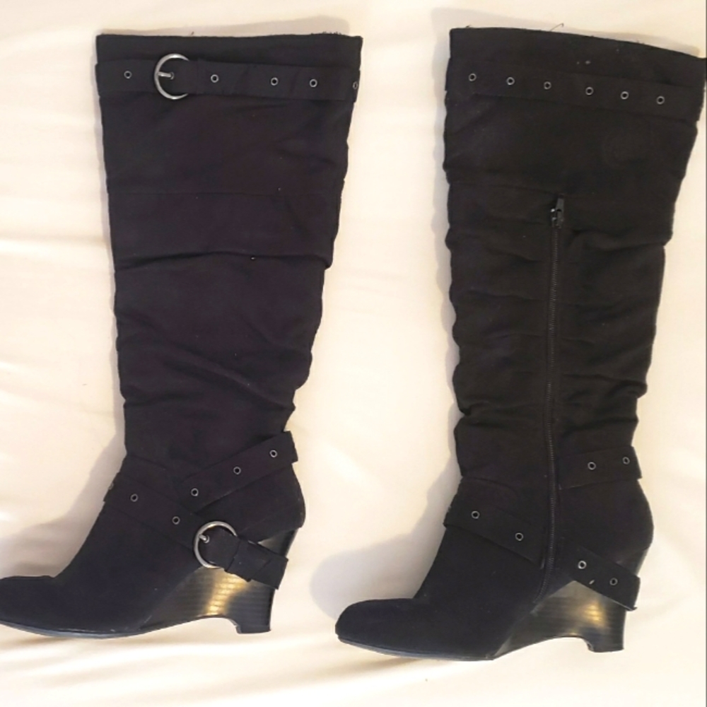 Women's Black Knee-High Boots Size 9